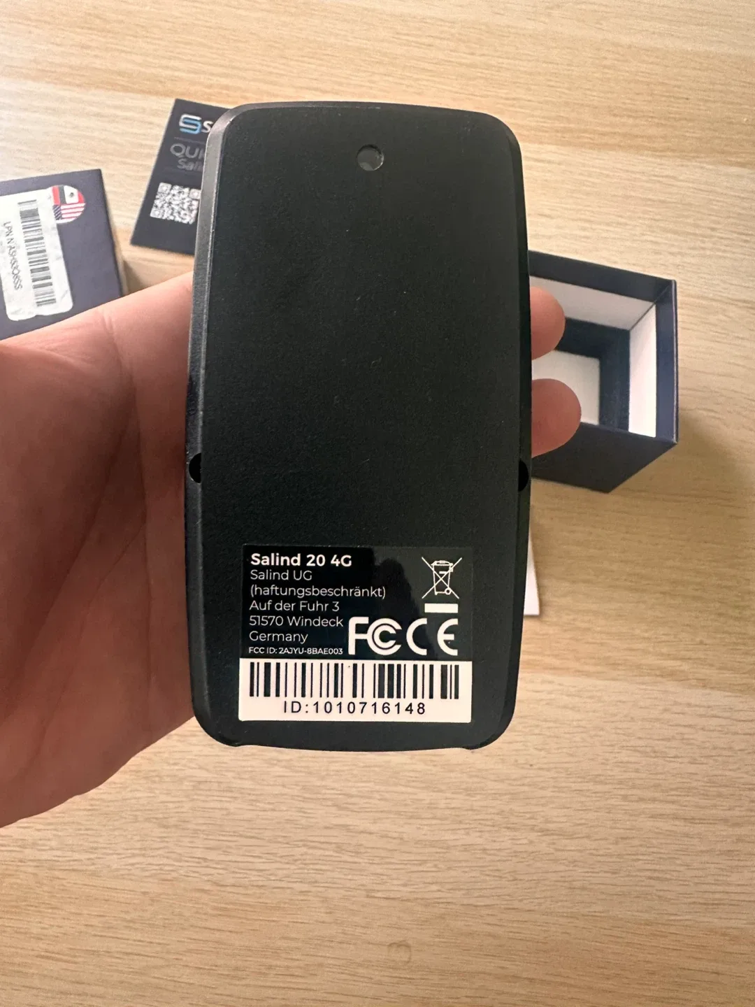 Salind 20 4G GPS Tracker - New in Box! image indicator(3)