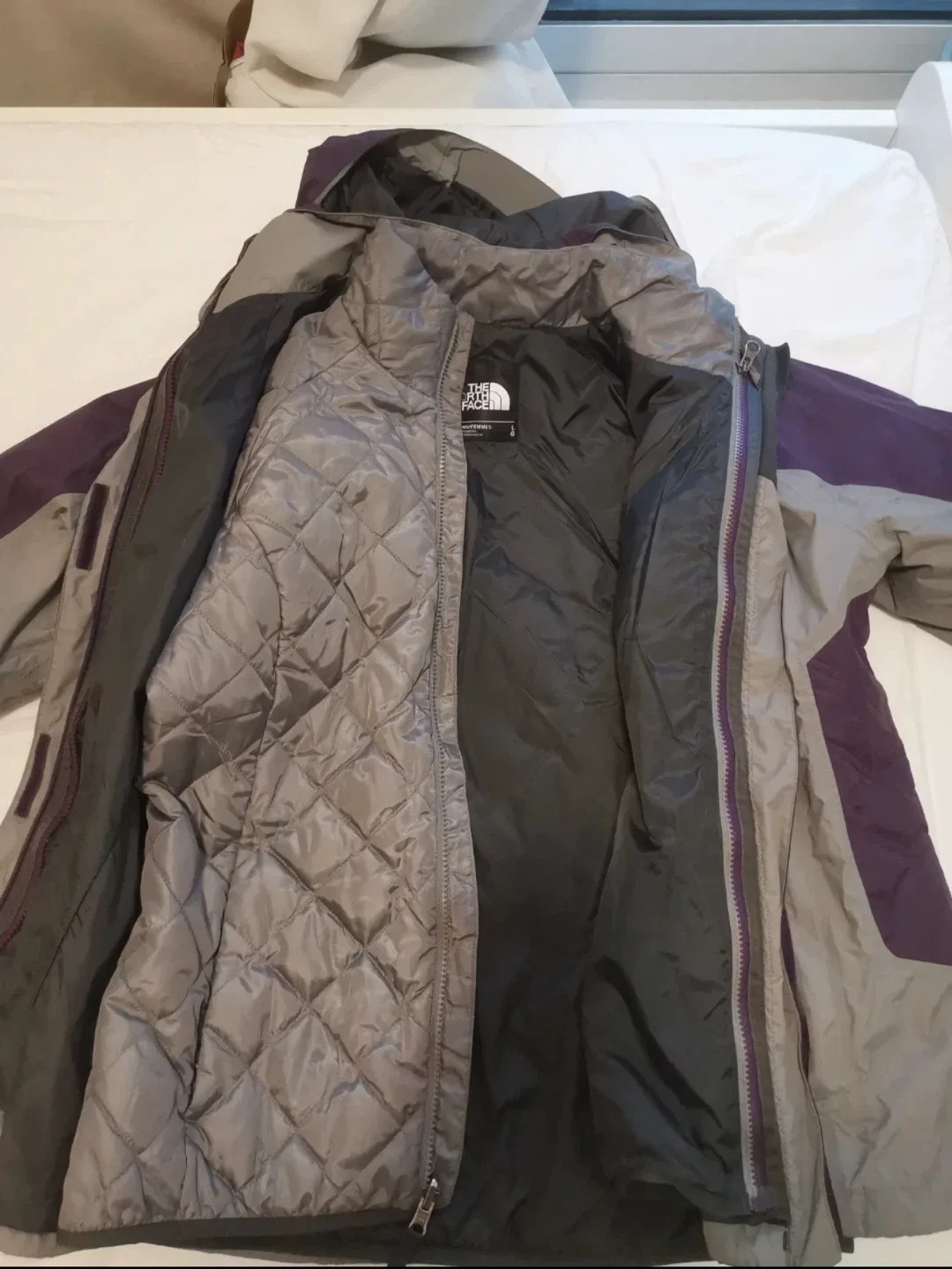 The North Face Purple & Grey Jacket size L image indicator(2)