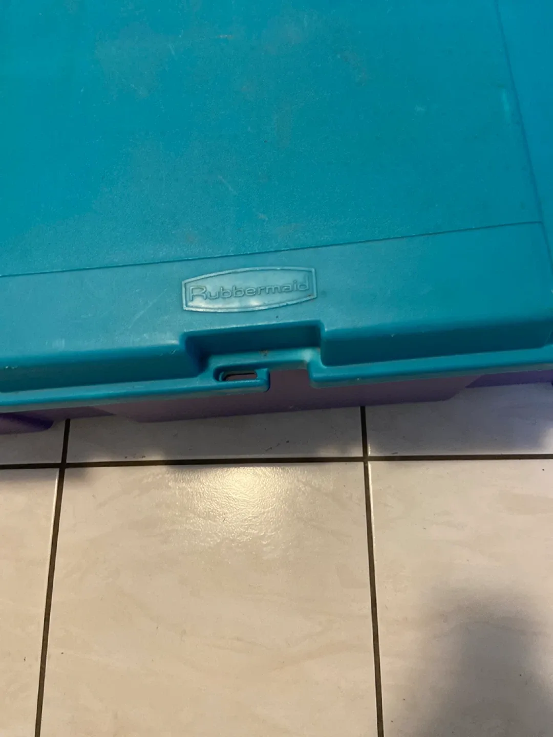 Rubbermaid Storage Box - Teal & Purple image indicator(3)