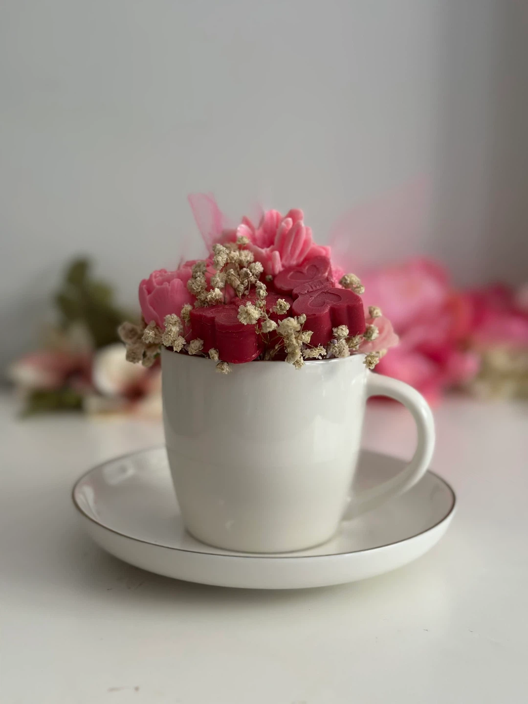 A cozy decor and gift for guests – a handmade candle - photo 2