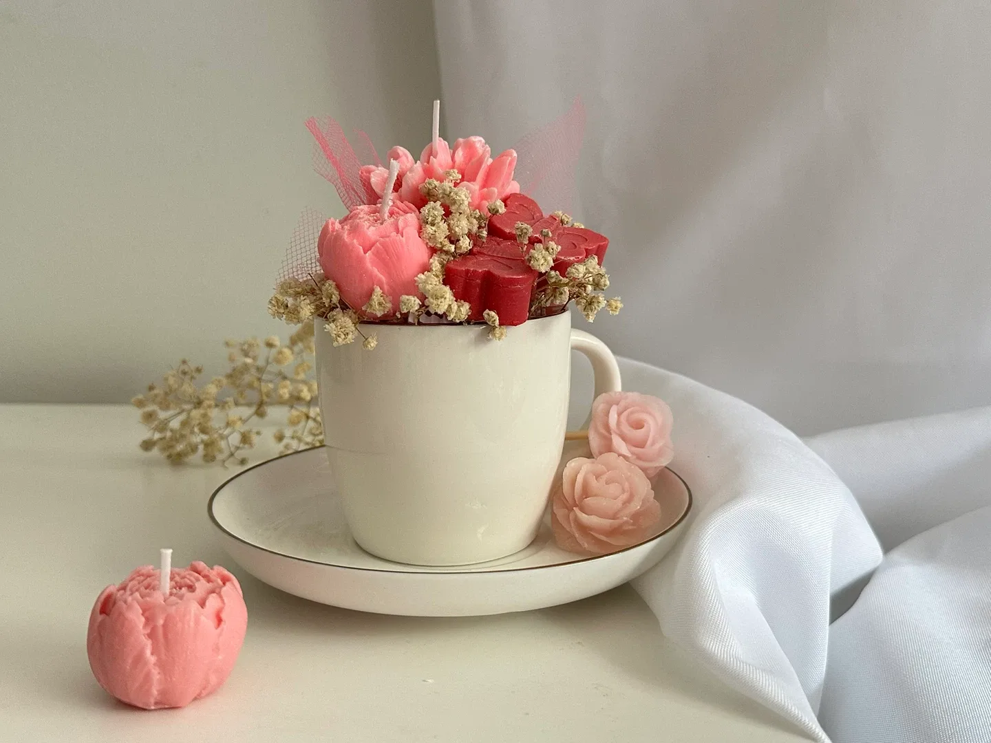 A cozy decor and gift for guests – a handmade candle image indicator(3)