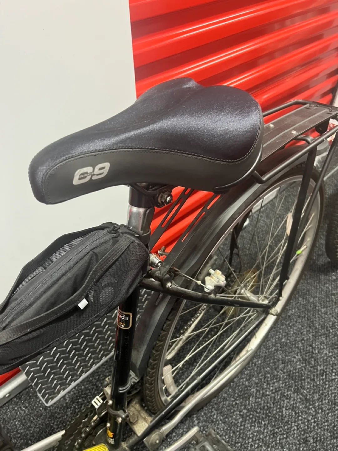 Mongoose Crossway 27.5" Hybrid Bike image indicator(5)