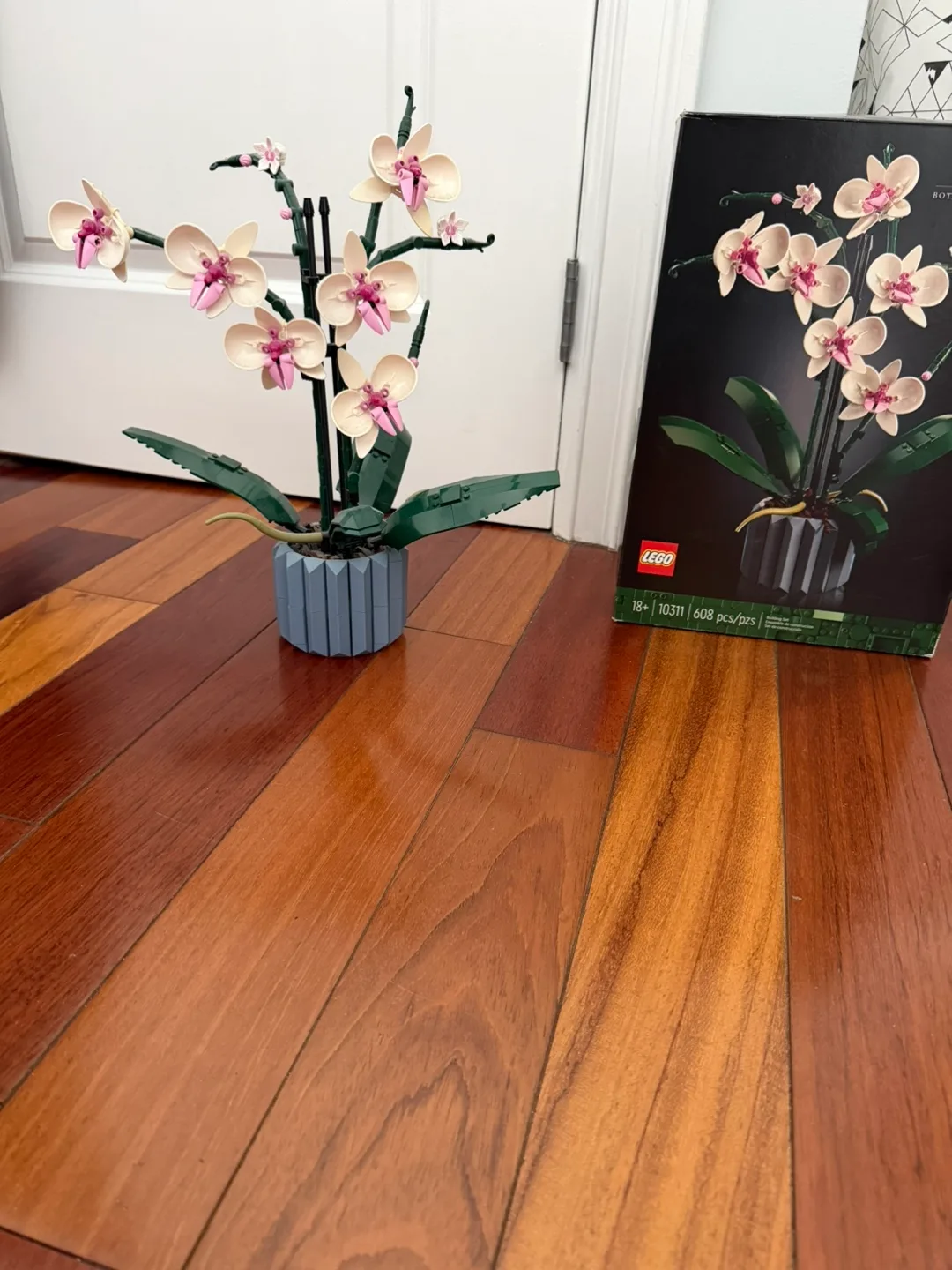 LEGO 10311 Orchid Botanical Collection - New! thumbnail