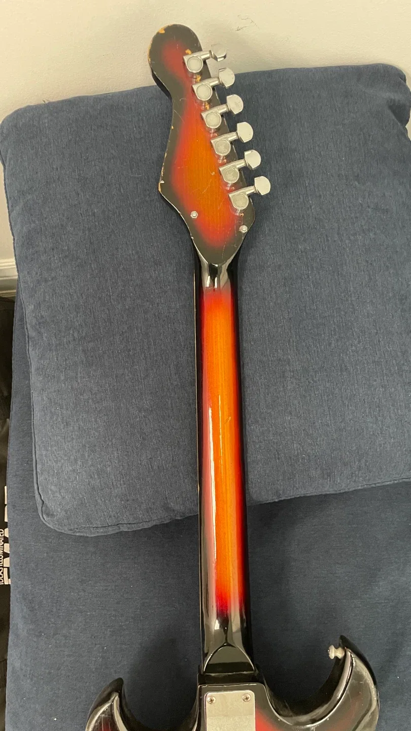 Vintage Sunburst Electric Guitar - Project image indicator(4)