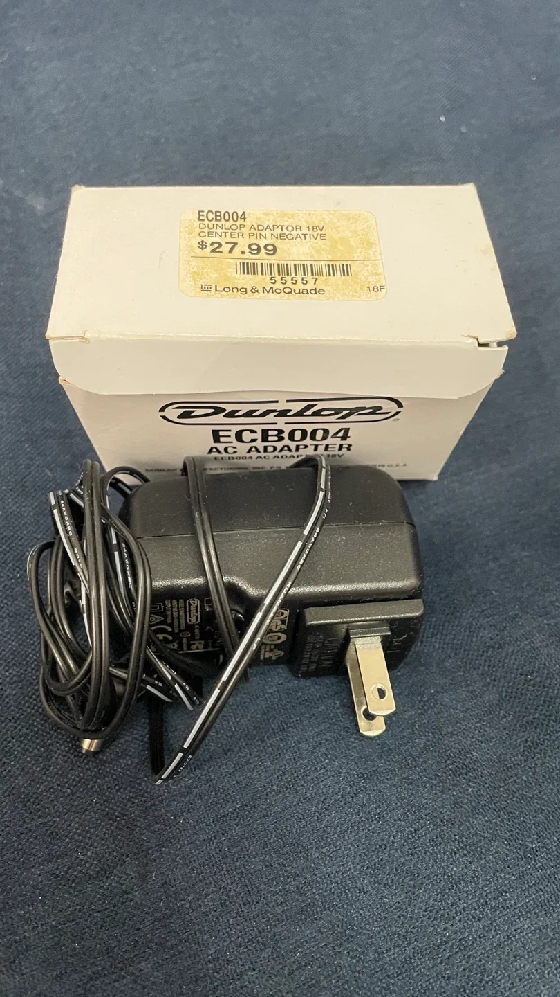 Dunlop ECB004 18V AC Adapter thumbnail