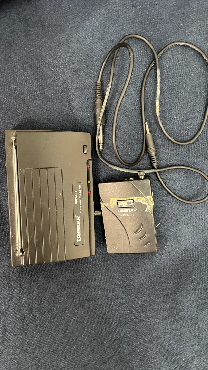 Takstar WGV-601 Guitar Wireless System