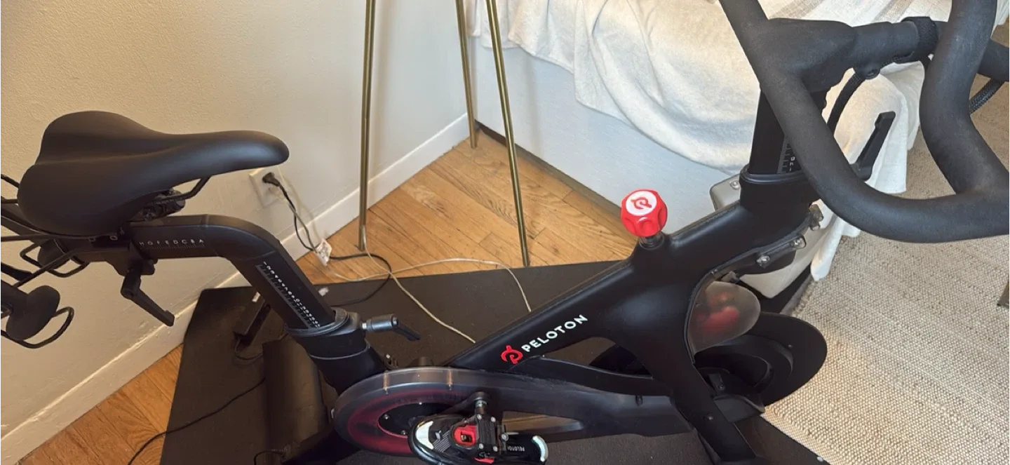 Peloton Indoor Exercise Bike image indicator(3)