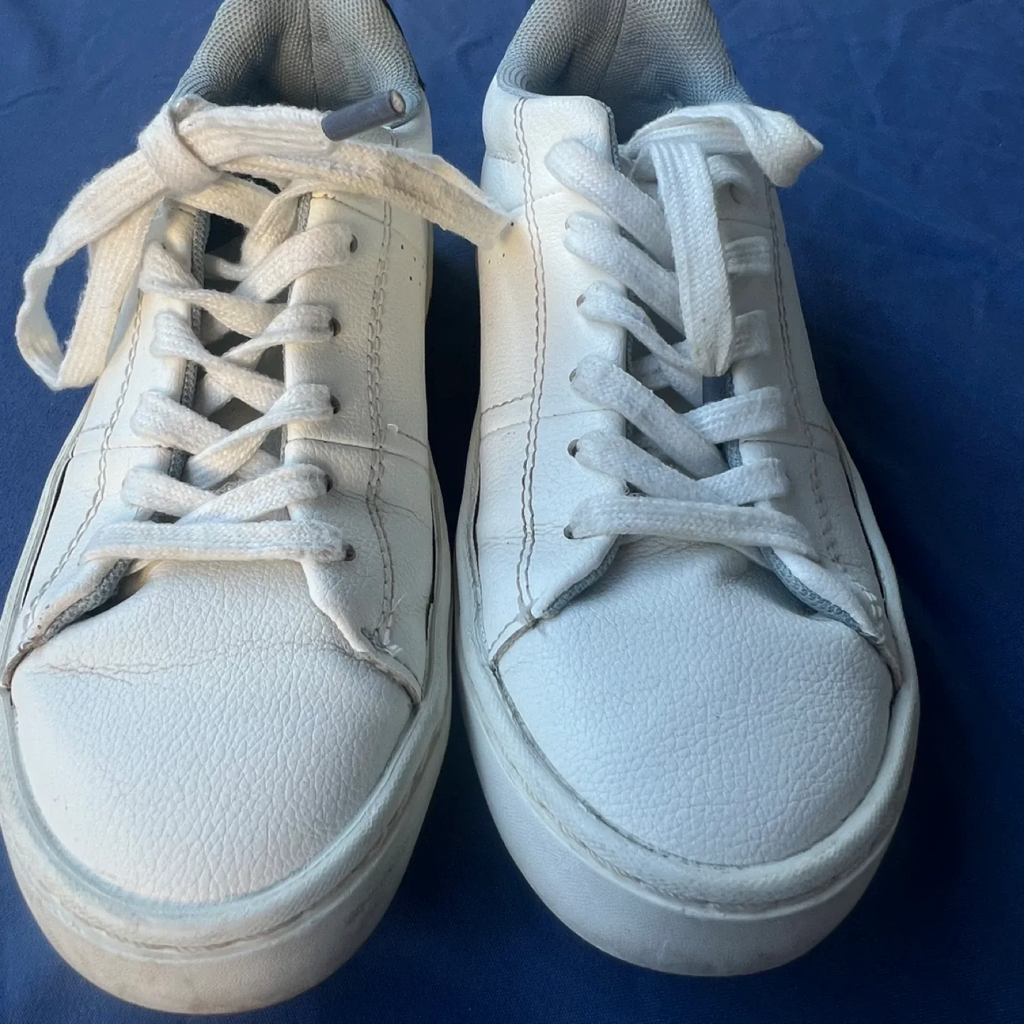 Zara White Sneakers - Size 31 thumbnail
