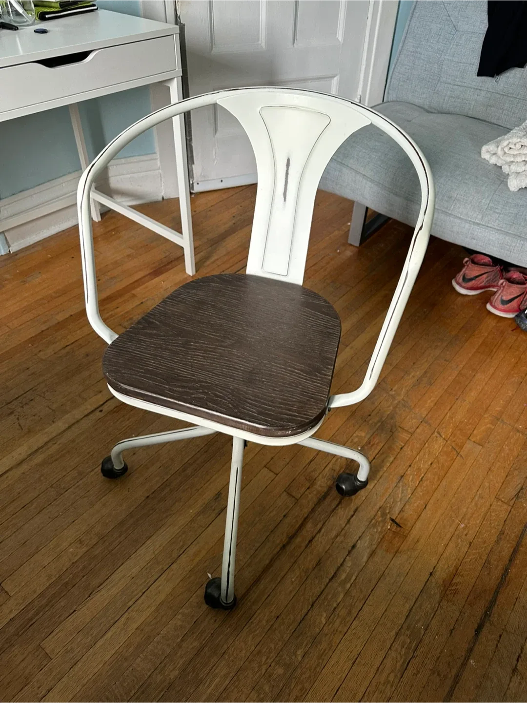 Swivel Desk Chair thumbnail