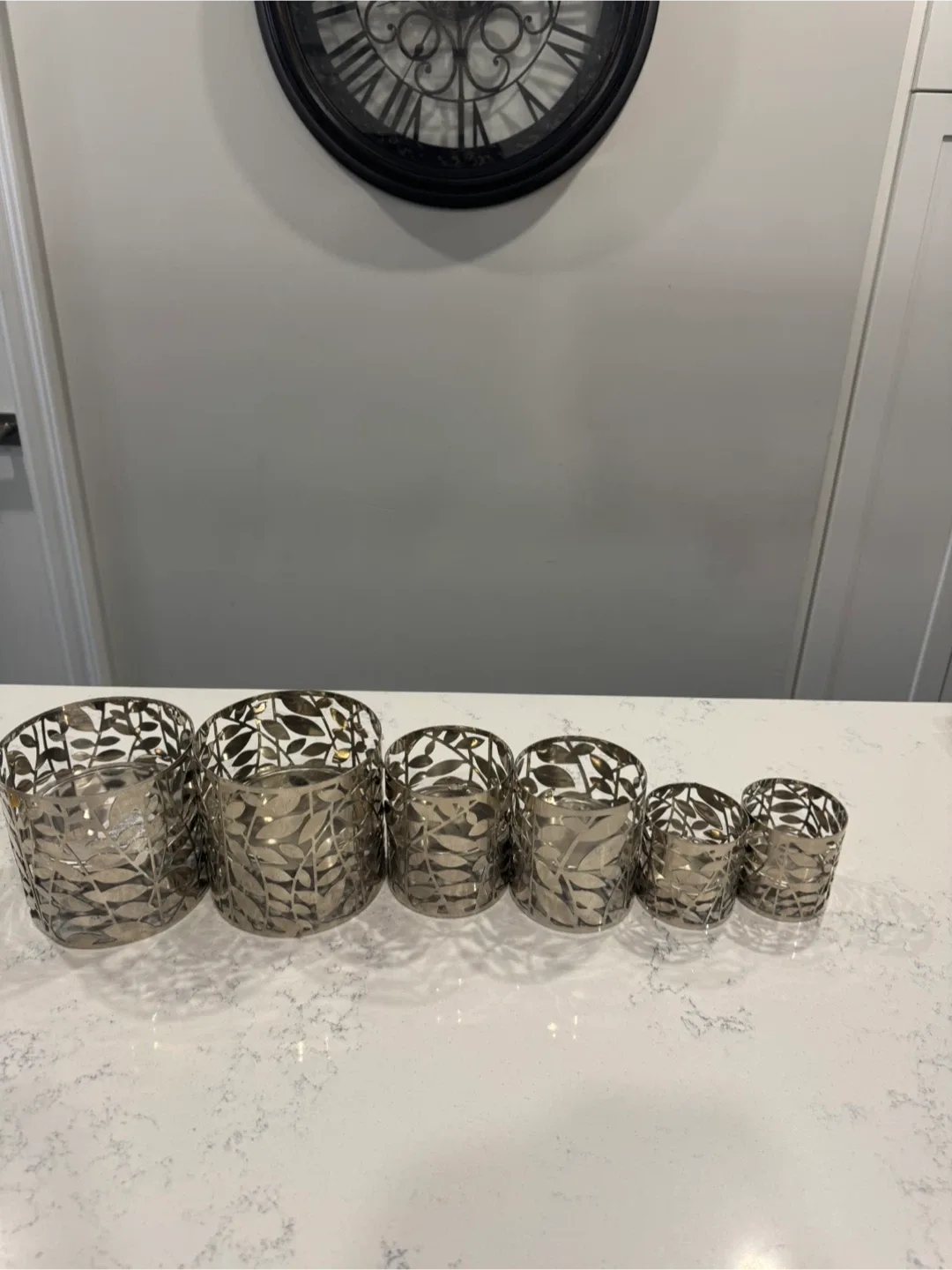 Set of 6 Silver Metal Candle Holders image indicator(4)