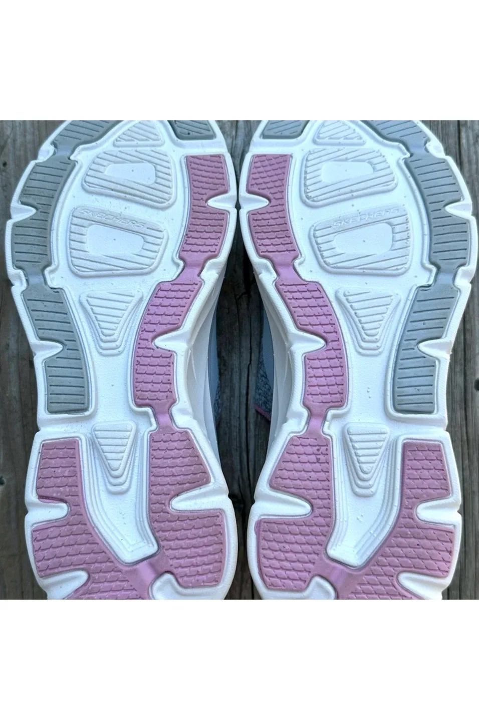 Skechers D'Lux Walker 2.0 Women's Size 7.5 image indicator(3)