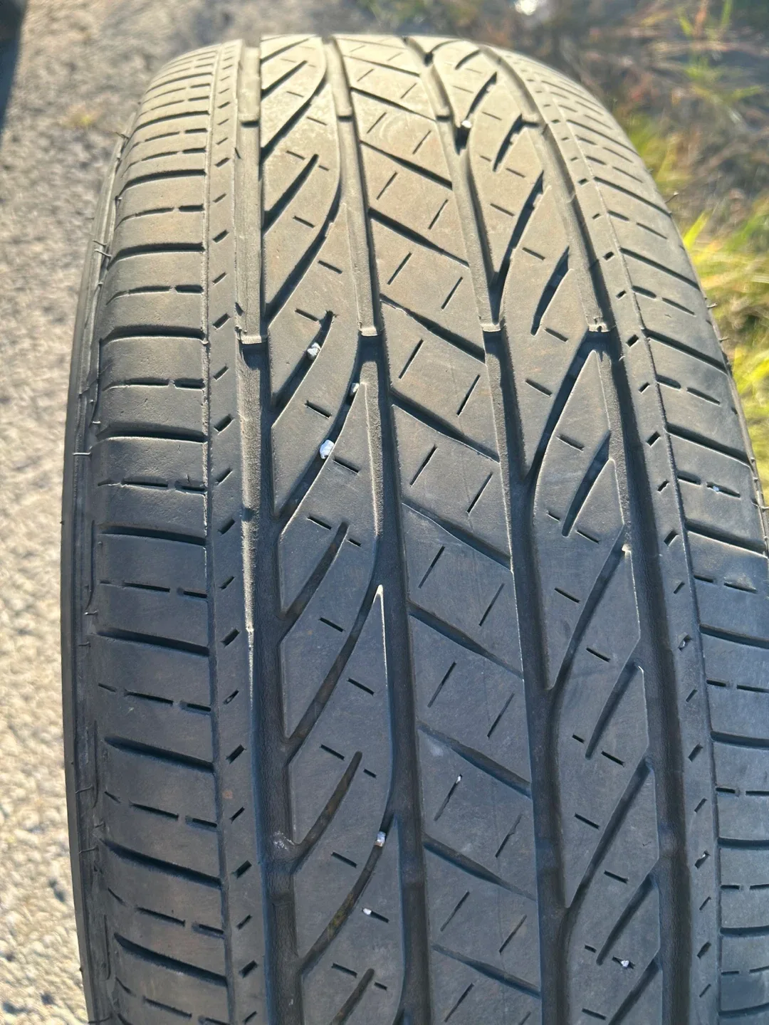 A set of 4 225/60R18 Bridgestone Dueler H/P Sport AS image indicator(2)