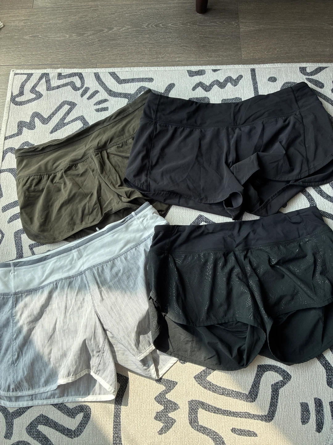 Lululemon Running Shorts - Size 6