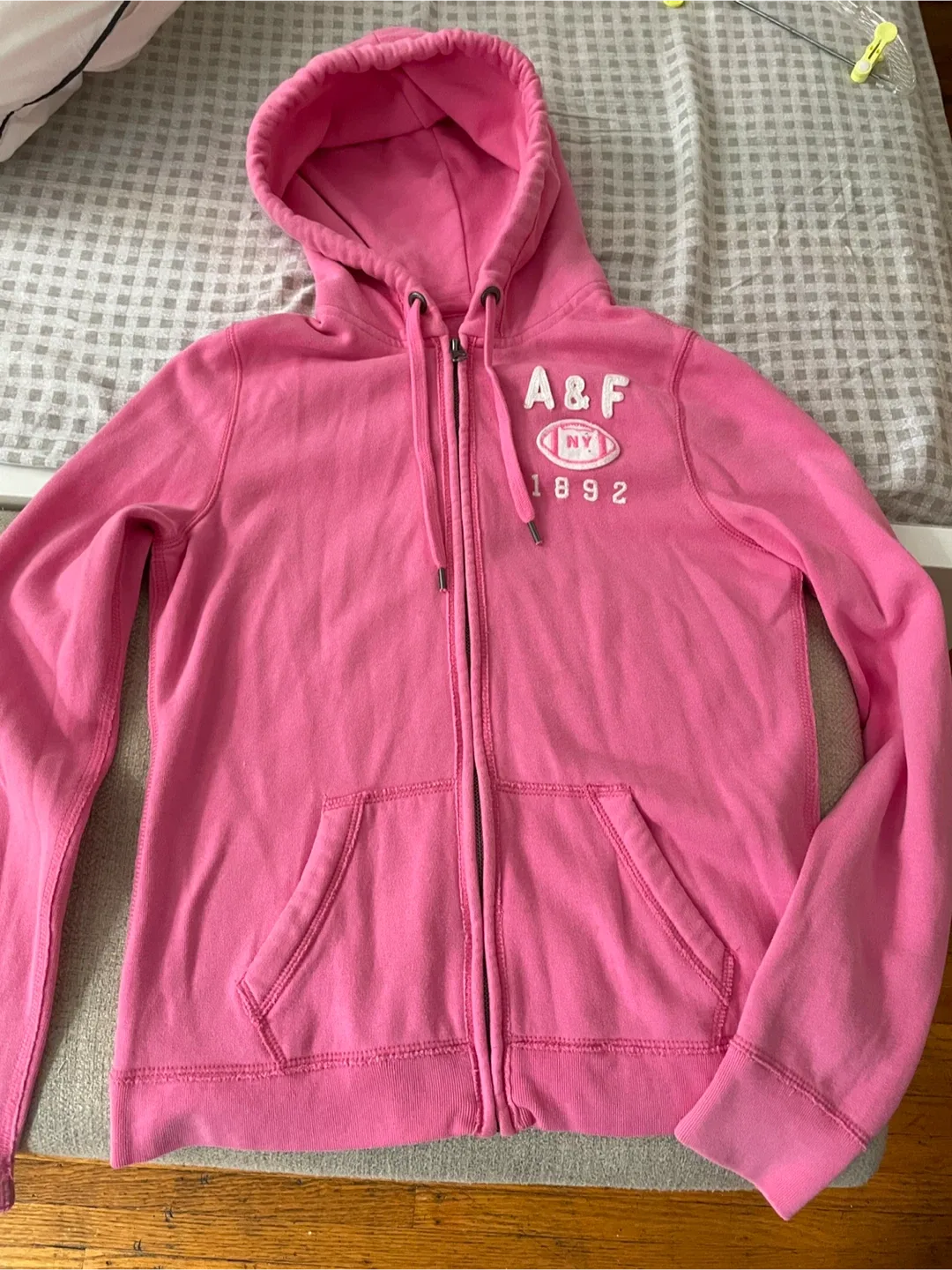 Abercrombie & Fitch Pink Full-Zip Hoodie - Size M thumbnail