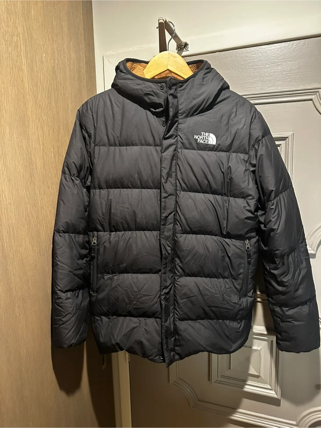 The North Face Puffer Jacket - Black image indicator(2)