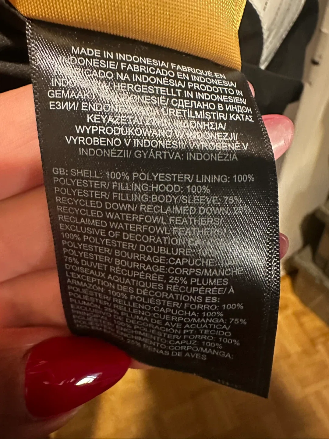 The North Face Puffer Jacket - Black image indicator(6)