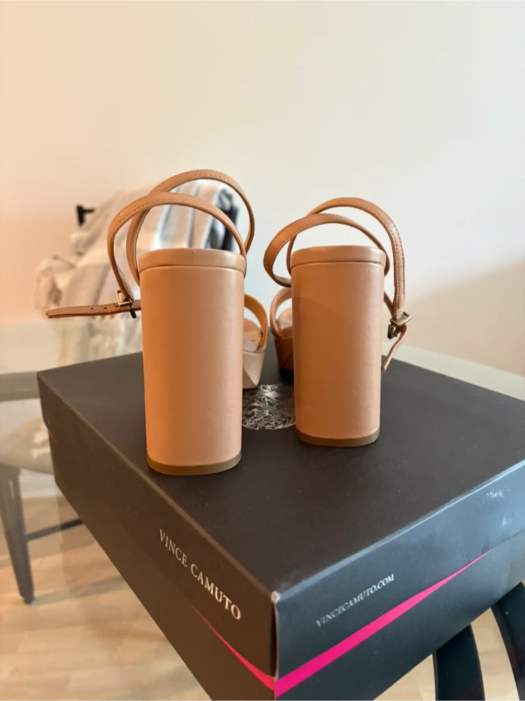 Vince Camuto VC-Pendry Sandstone Heels - Size 7 image indicator(4)