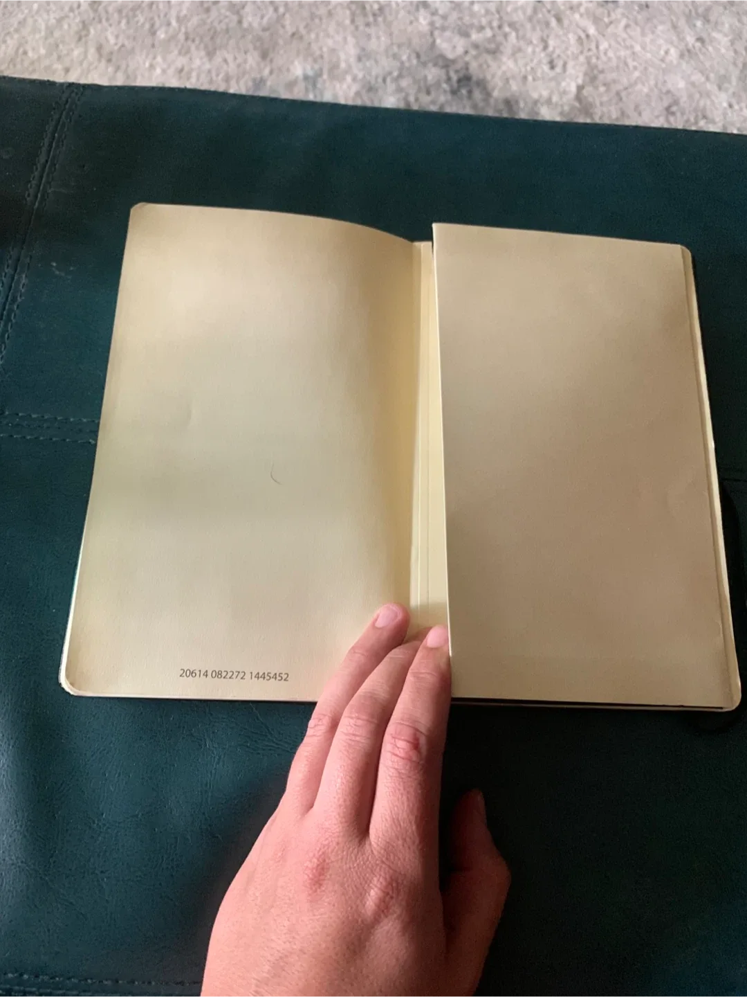 Lined Notebook image indicator(4)