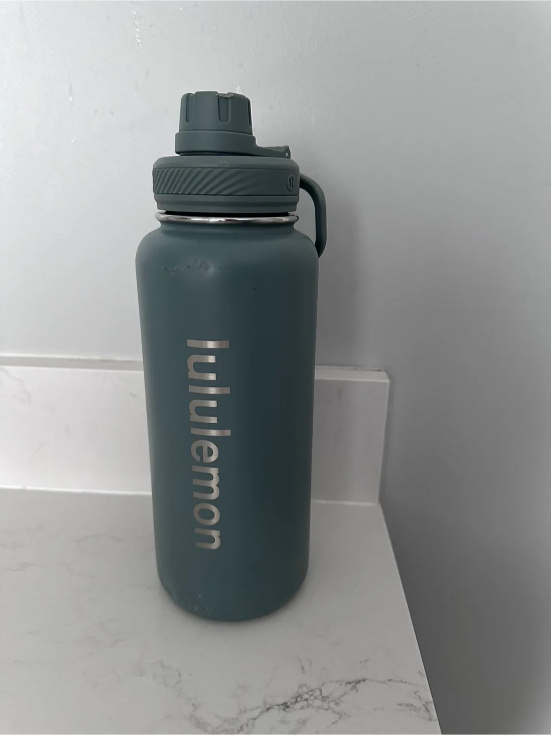 Lululemon Back to Life Sport Bottle 32oz thumbnail