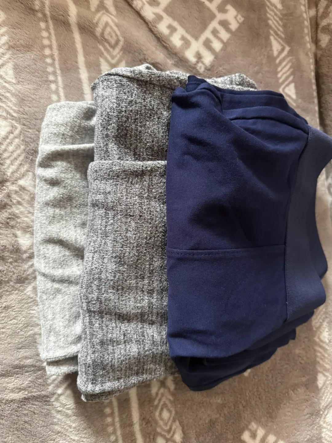 L5.Women pants bundle image indicator(2)