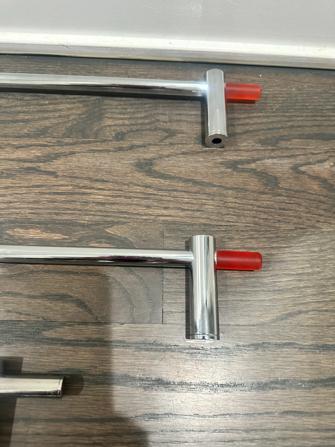 Bathroom Accessories. Polished Chrome And Glass - photo 4