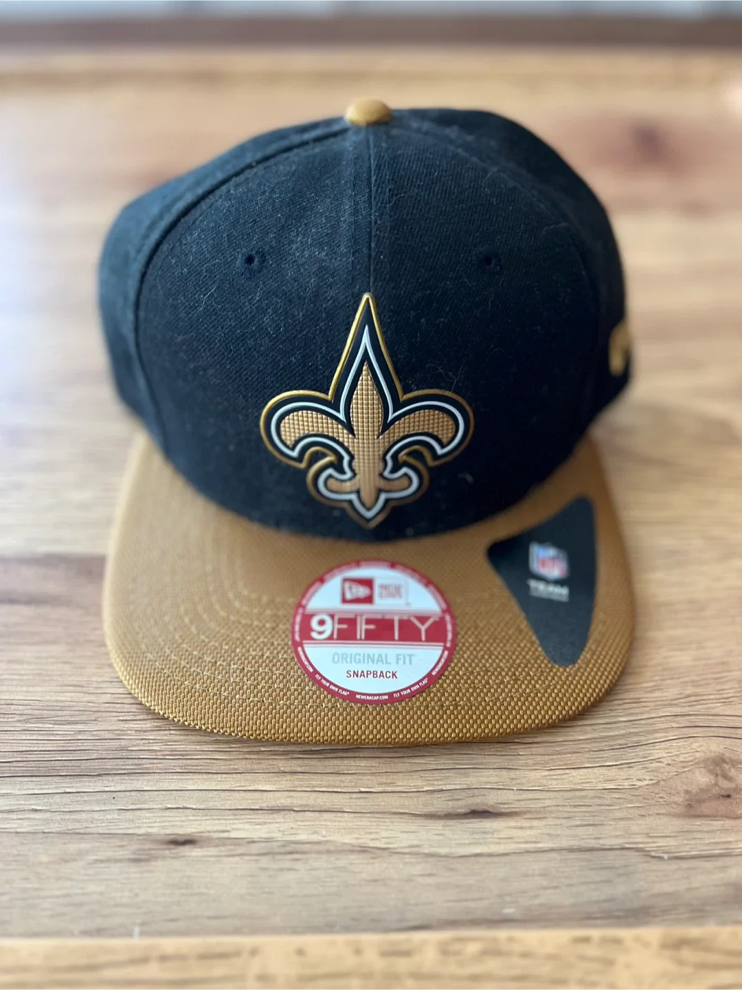 Assorted Snapback Hats - Cleveland, Saints, Islanders, Suns, OKC image indicator(4)