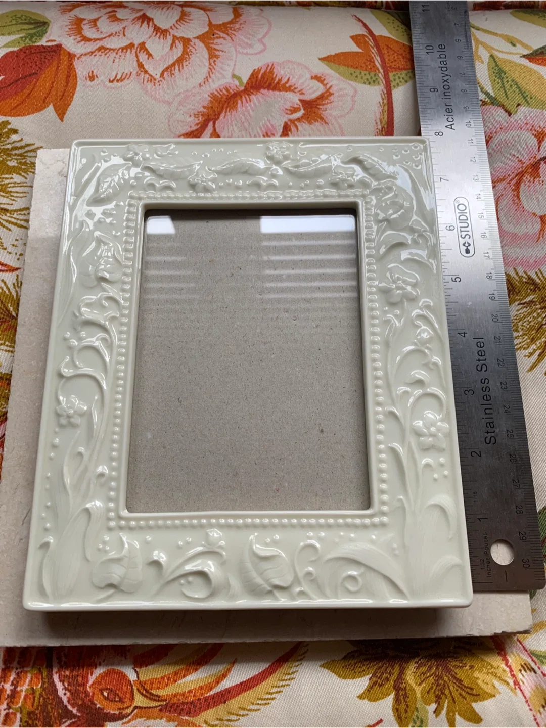 Ivory Gallery Frame image indicator(6)