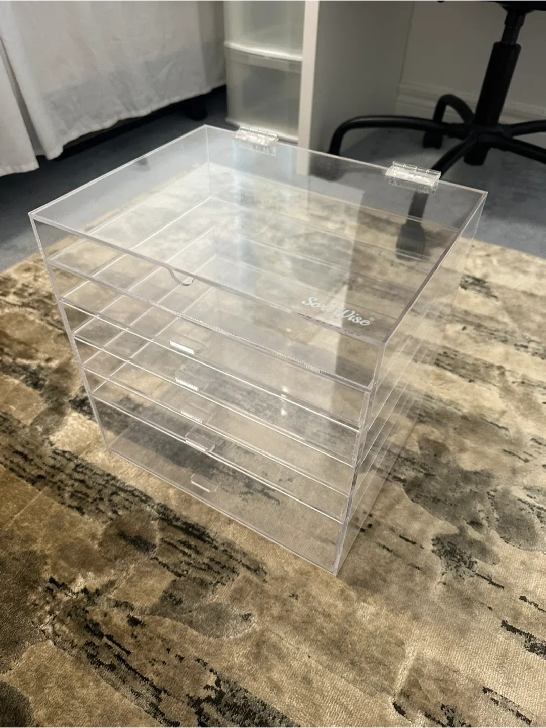 Makeup Organizer thumbnail