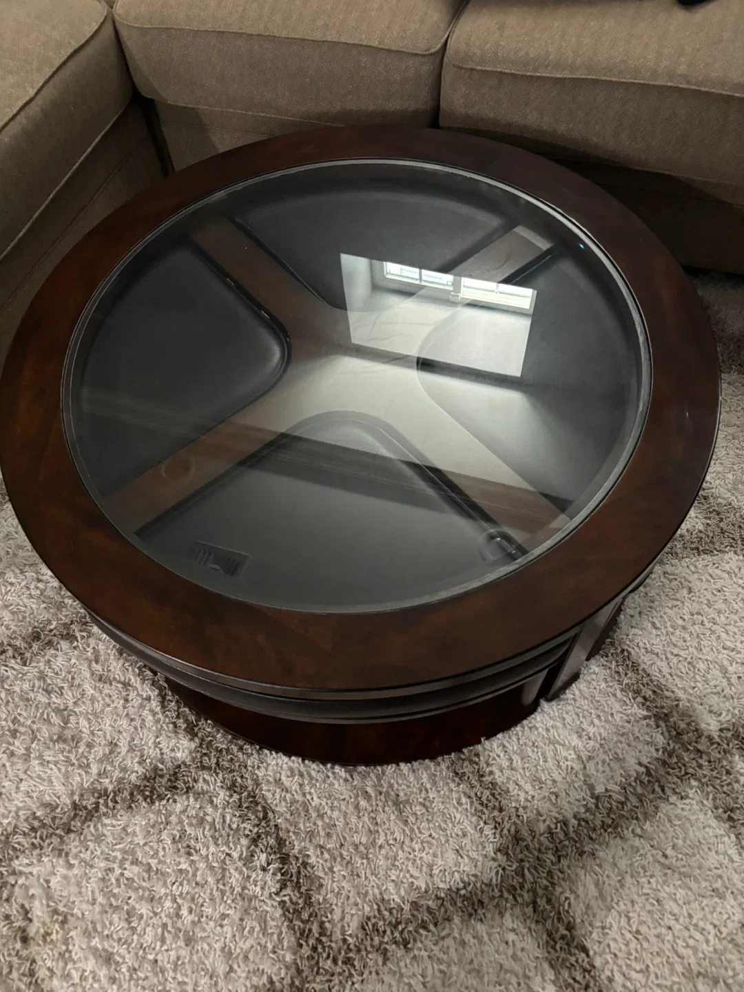 Round Glass Top Coffee Table image indicator(2)
