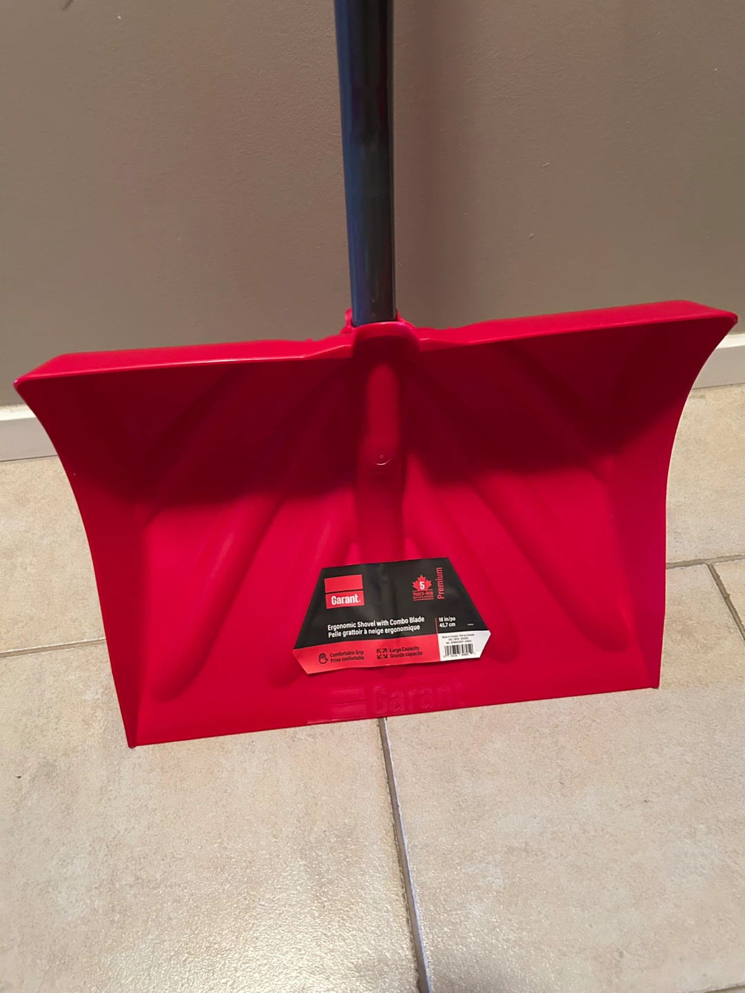 Garant Ergonomic Combo Blade Snow Shovel - photo 3
