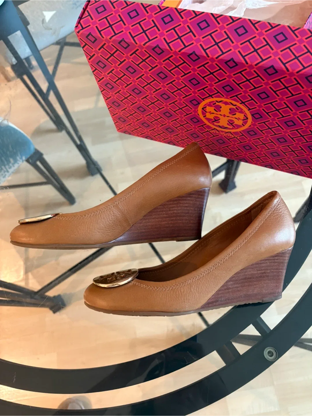 Tory Burch Wedge Heels - Size 7 image indicator(3)