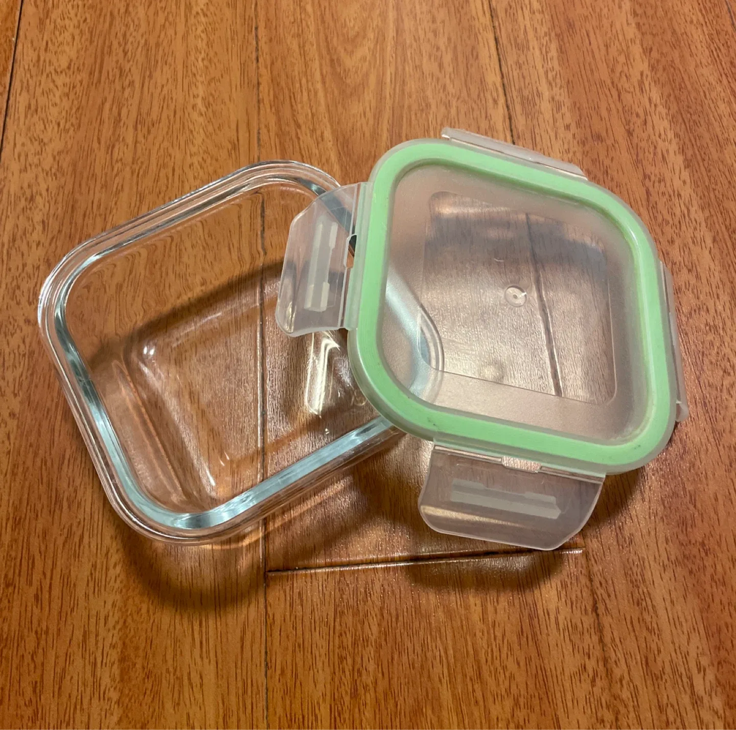 Glass Food Storage Container thumbnail
