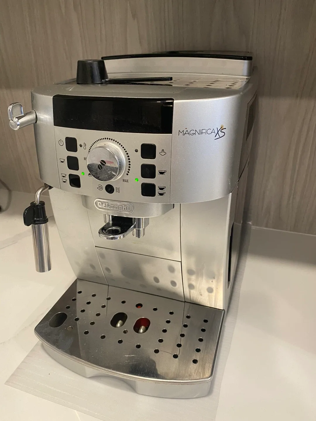 DeLonghi Magnifica XS Espresso Machine image indicator(2)