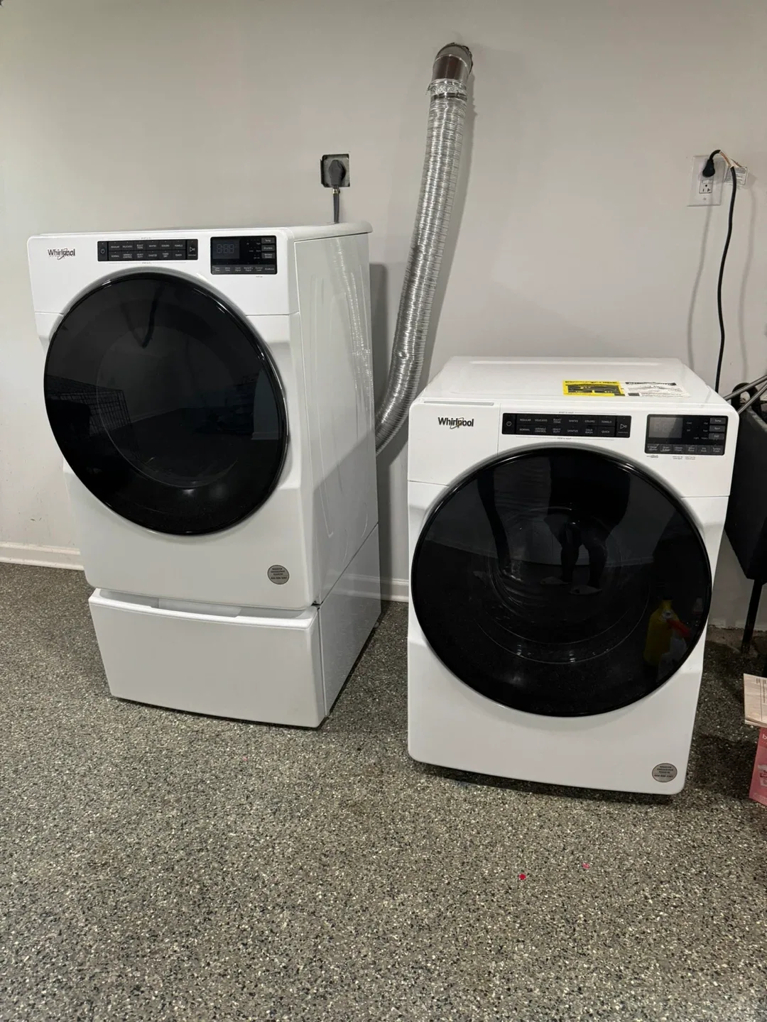 Whirlpool Front Load Washer and Dryer- White image indicator(3)