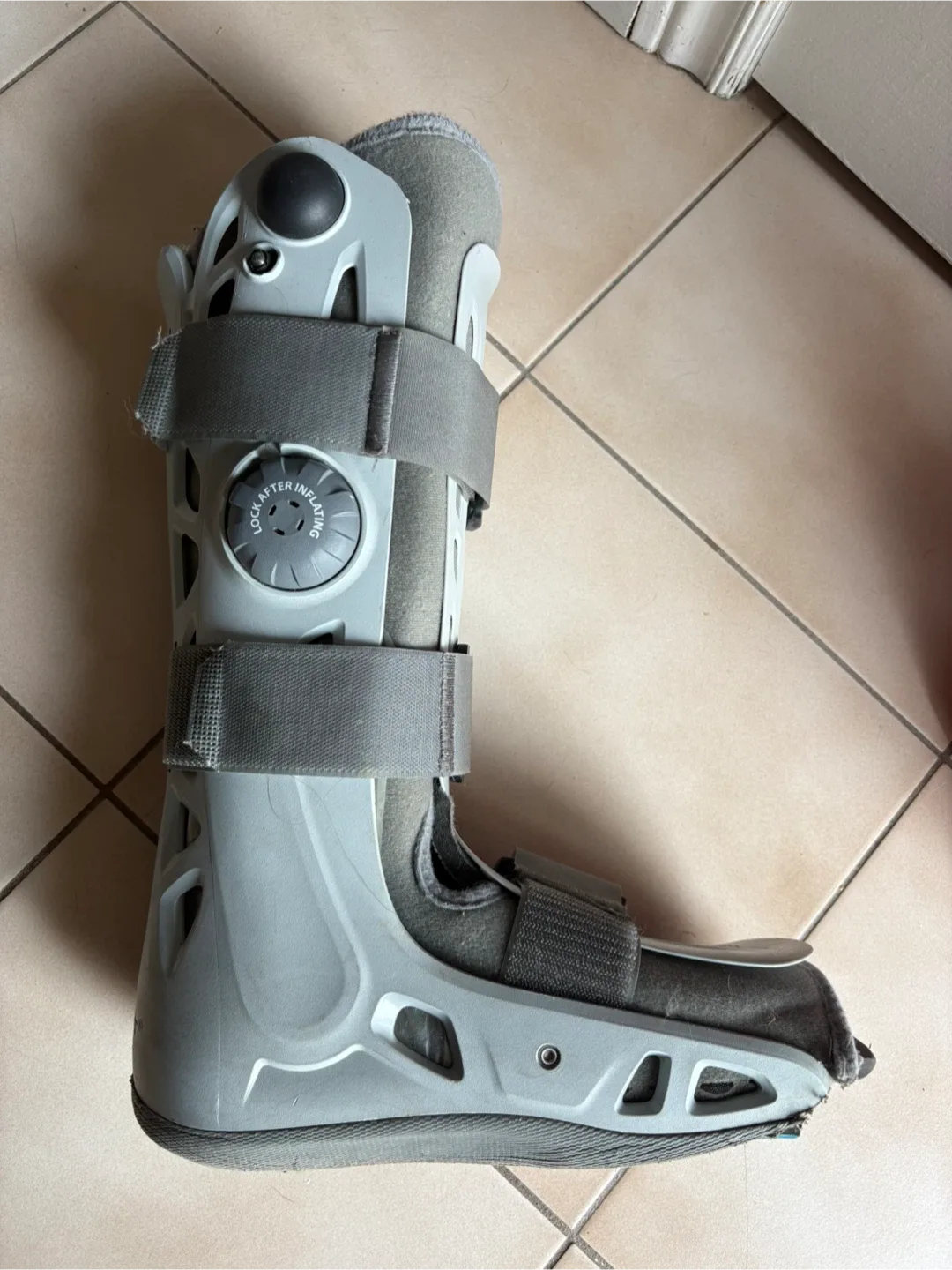 Aircast Boot - size M, Right image indicator(4)