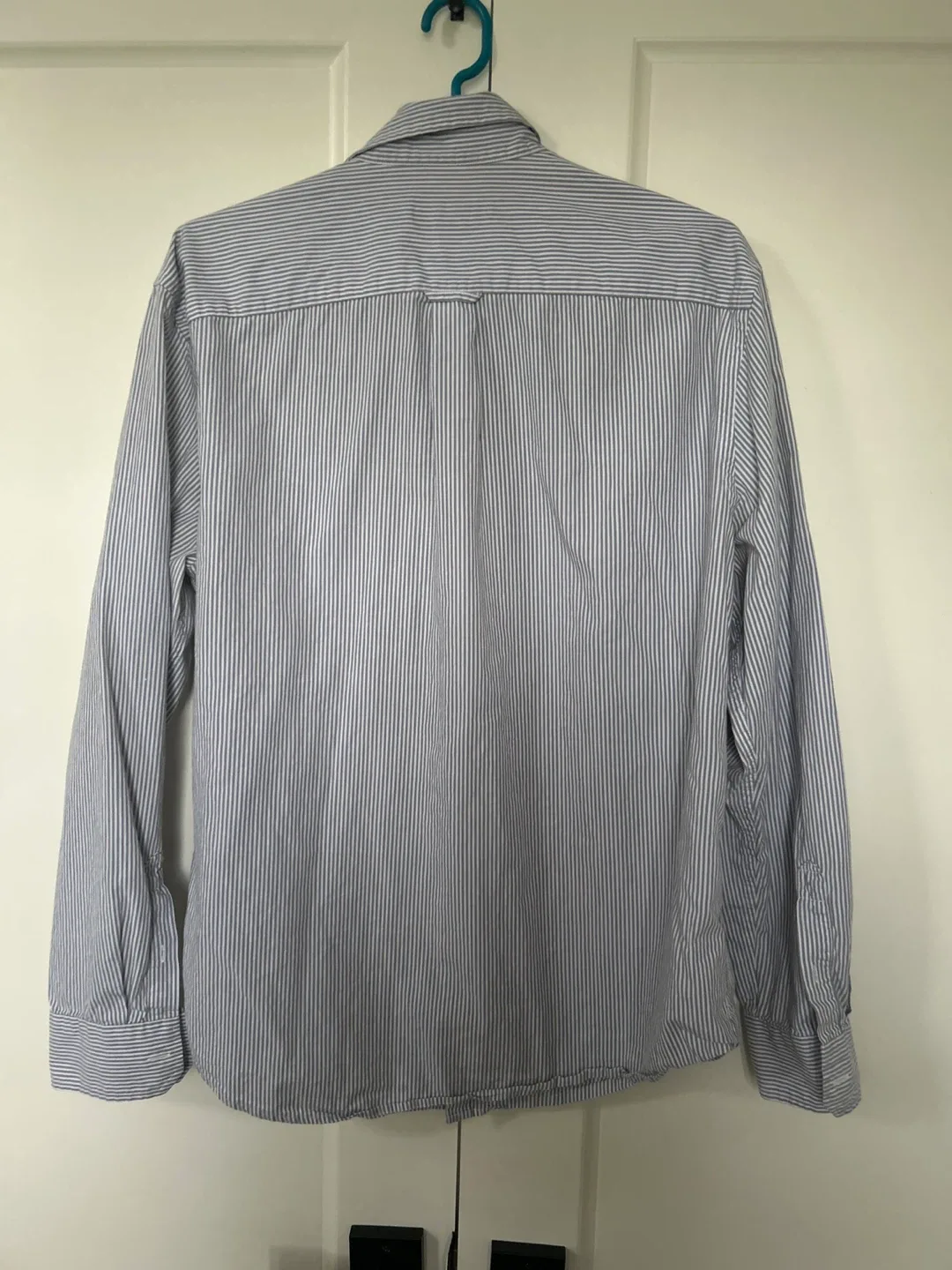 American Eagle Outfitters Striped Shirt - L image indicator(3)