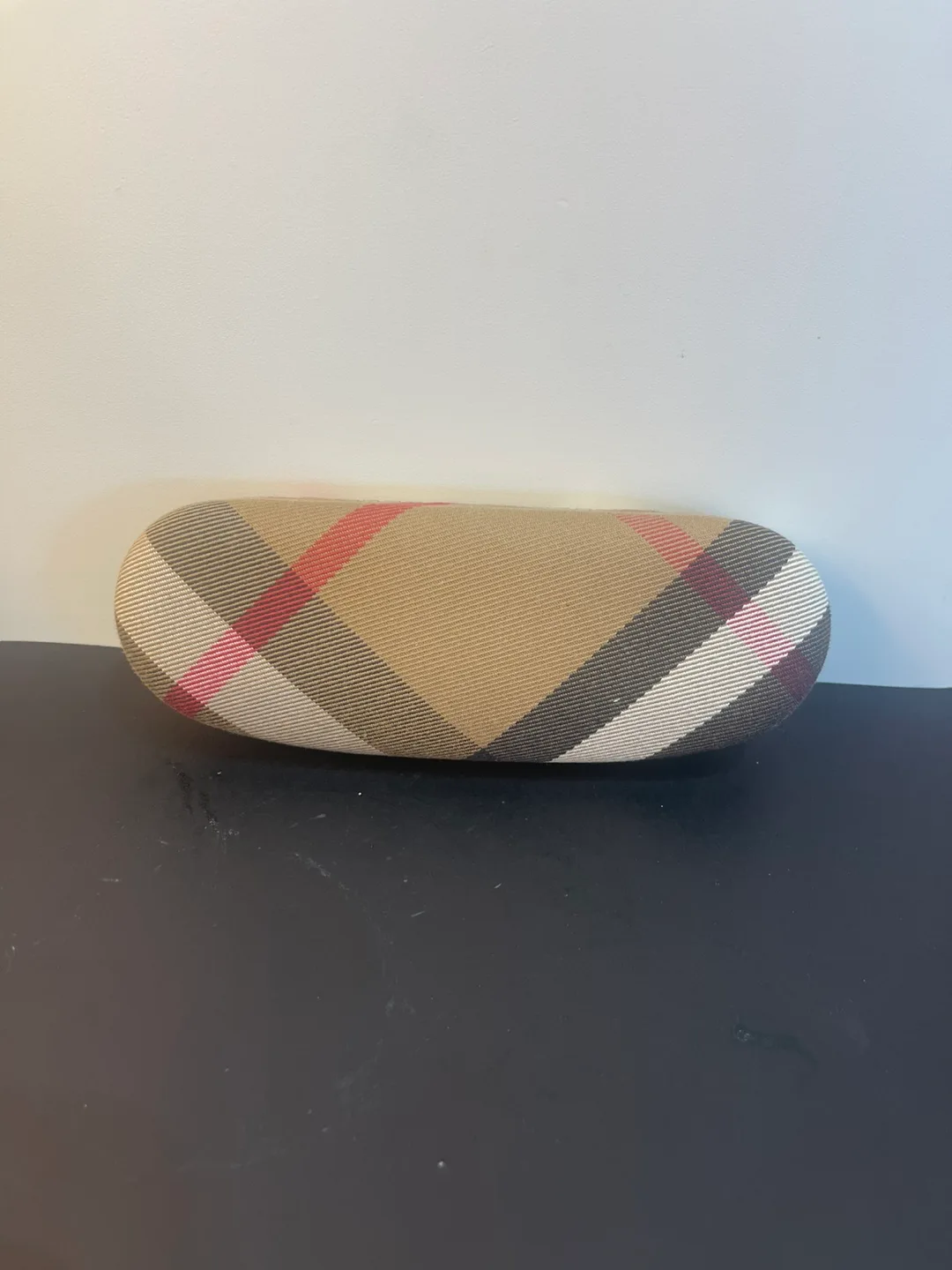REDUCED- Burberry Eyeglasses Case image indicator(2)