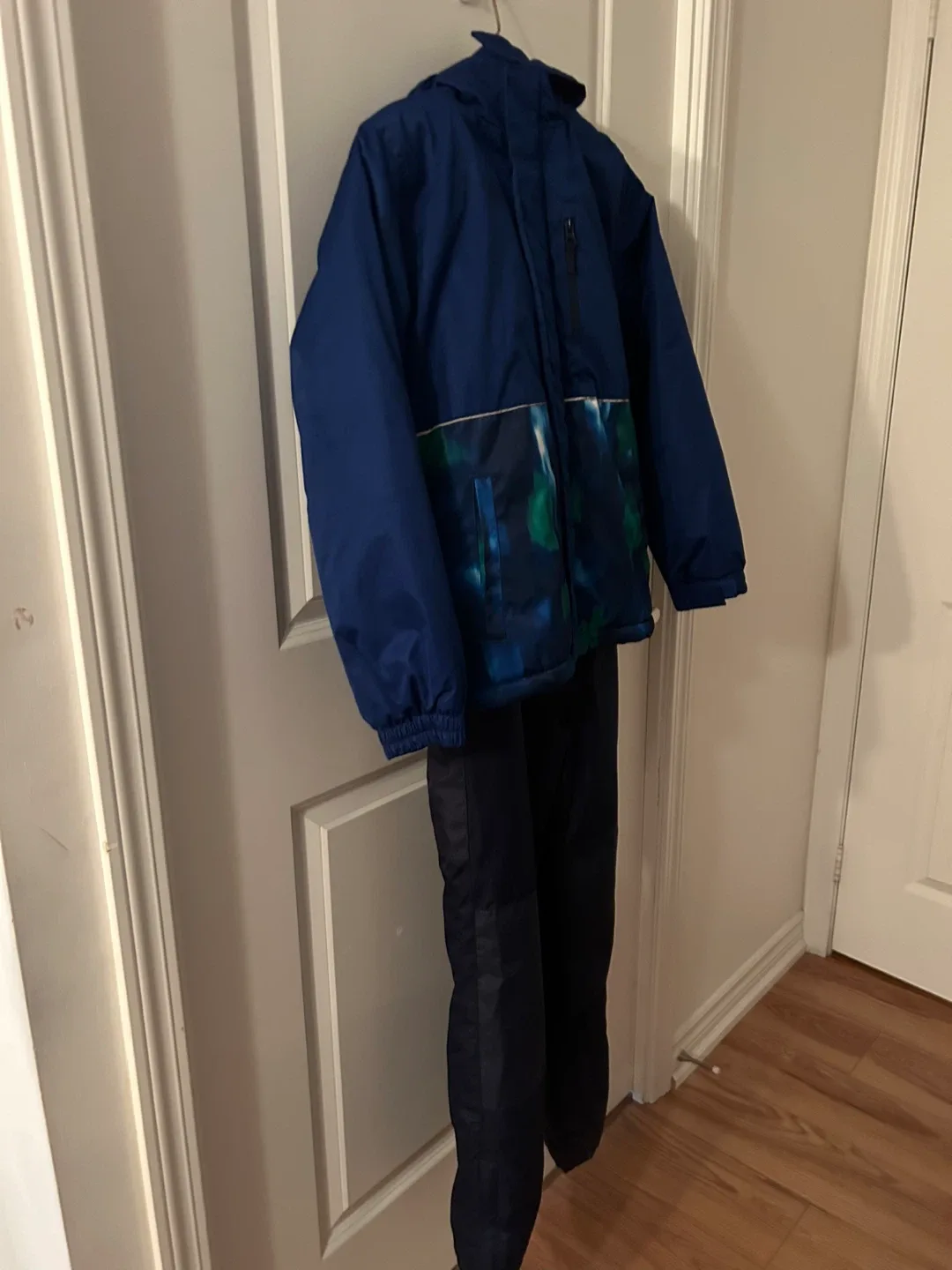 Snowsuit image indicator(2)