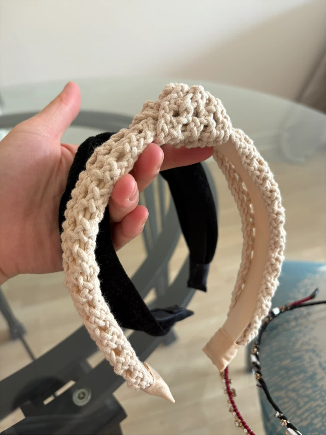 4 Headbands - Black, Beige, & 2 Jewelled - photo 3