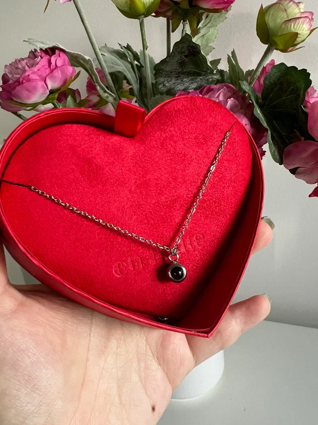 En Route Heart Necklace image indicator(2)