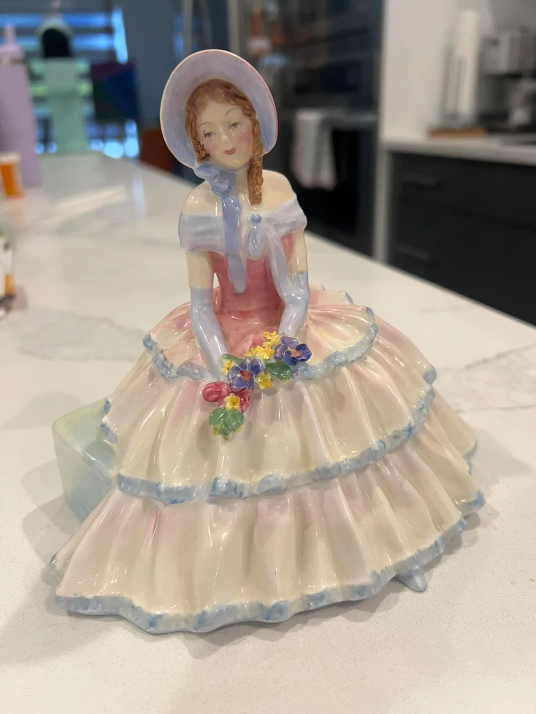 Royal Doulton Figurine - 'Day Dreams' thumbnail