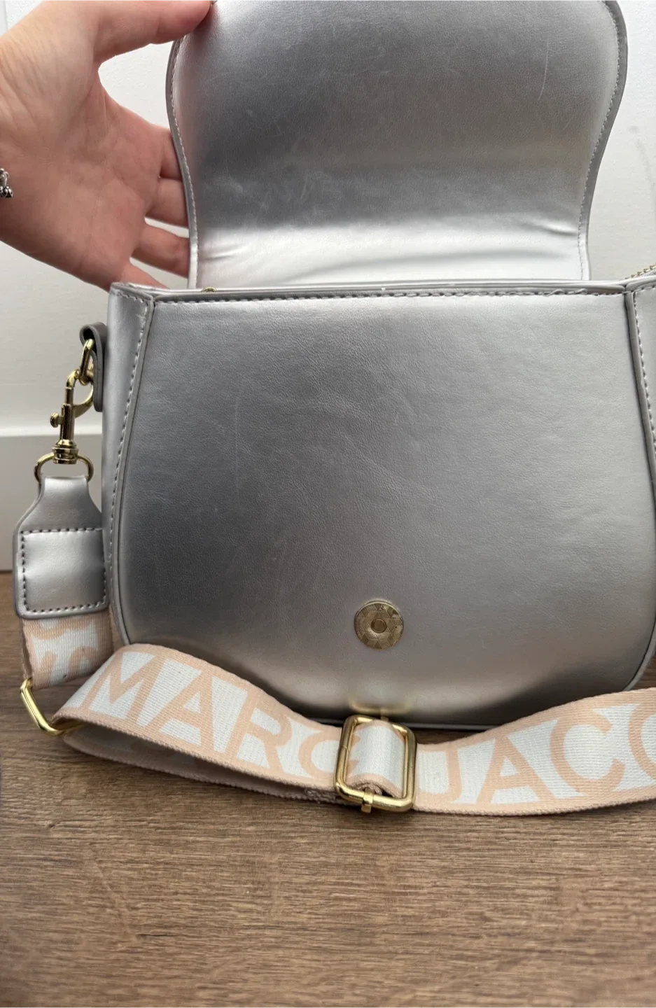 Marc Jacobs Metallic Silver Crossbody Bag image indicator(5)
