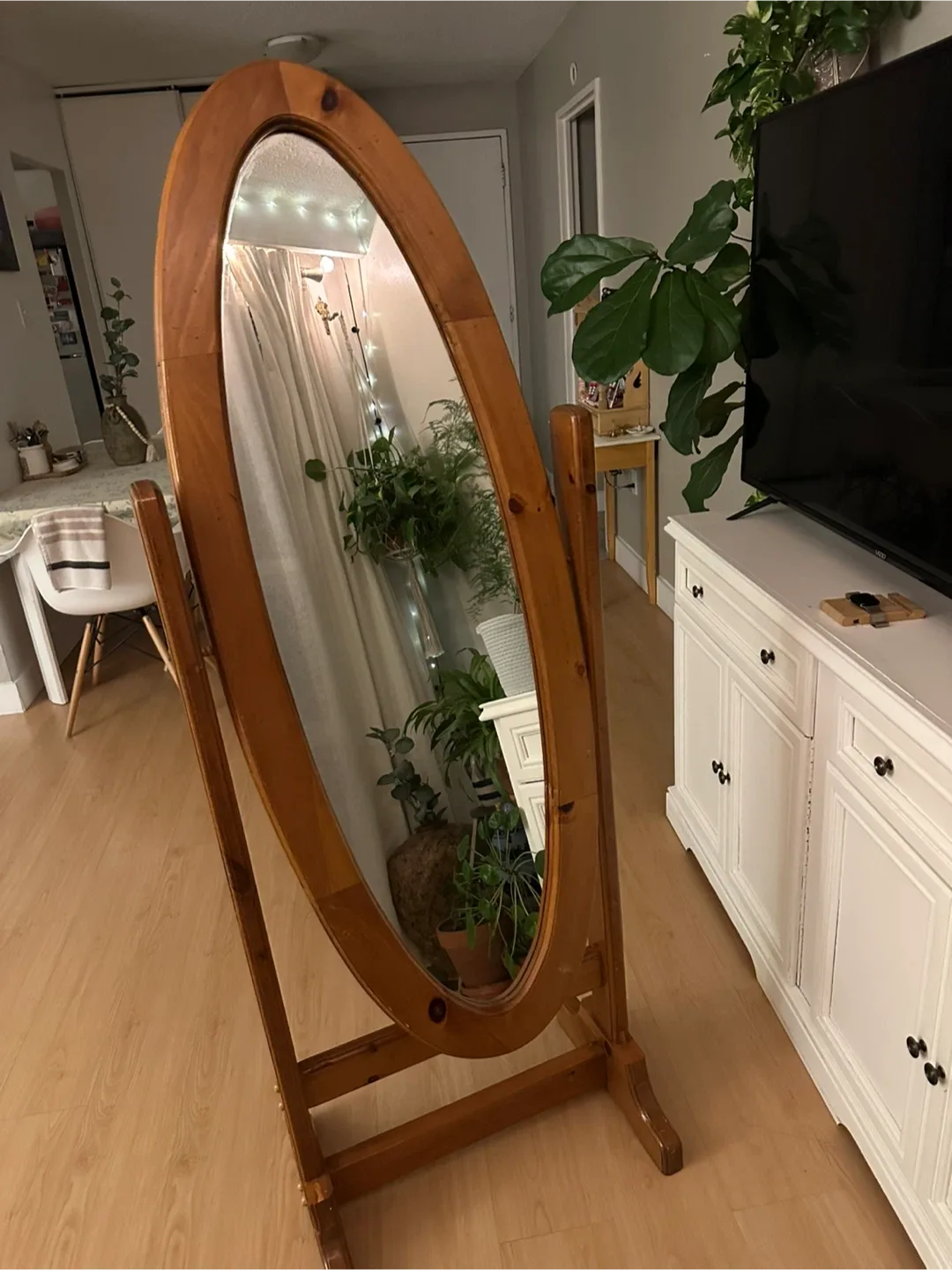 Aesthatic Wooden Framed Oval Floor Mirror image indicator(2)