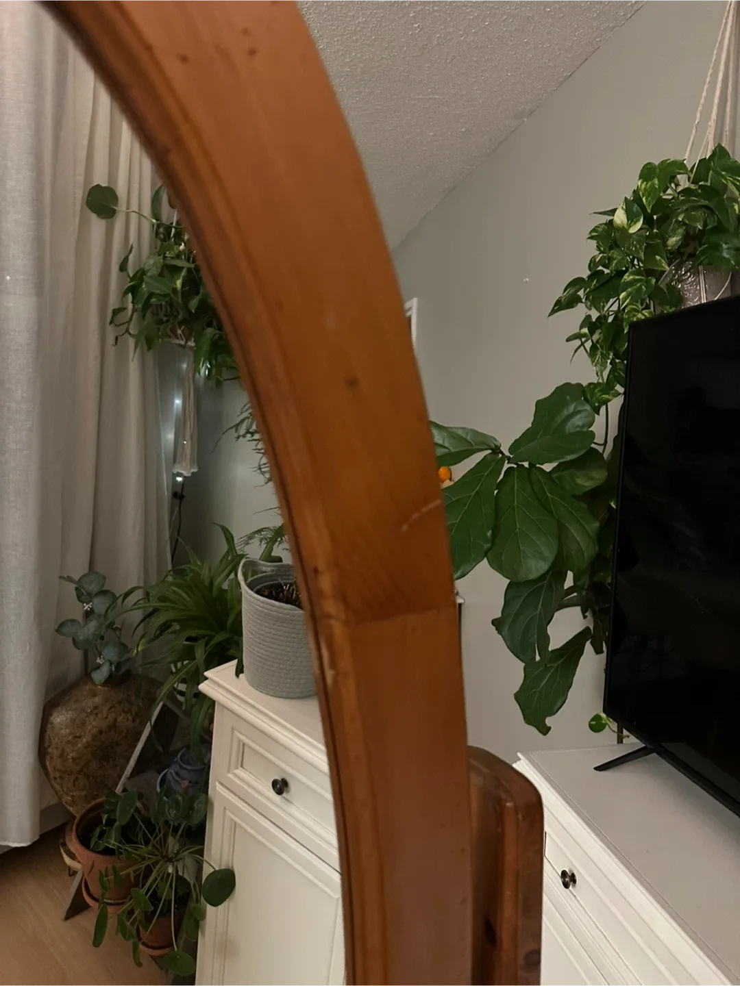 Aesthatic Wooden Framed Oval Floor Mirror image indicator(8)