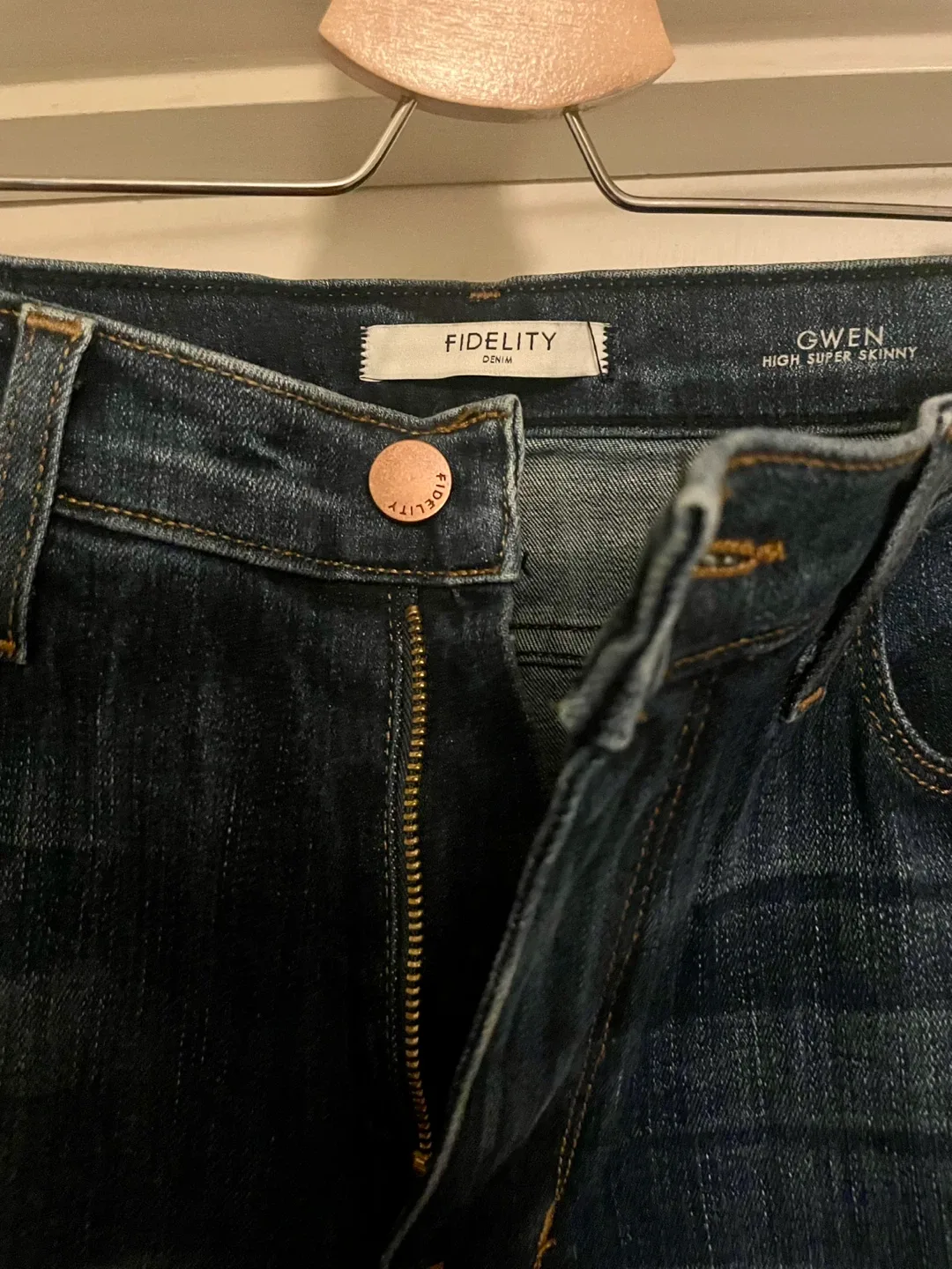 Fidelity Gwen High Super Skinny Jeans - Size 31 thumbnail