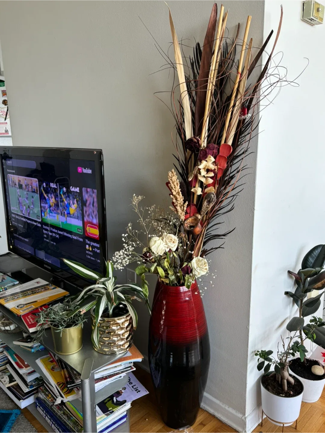 Large Decorative Vase with Dried Floral Arrangement image indicator(2)