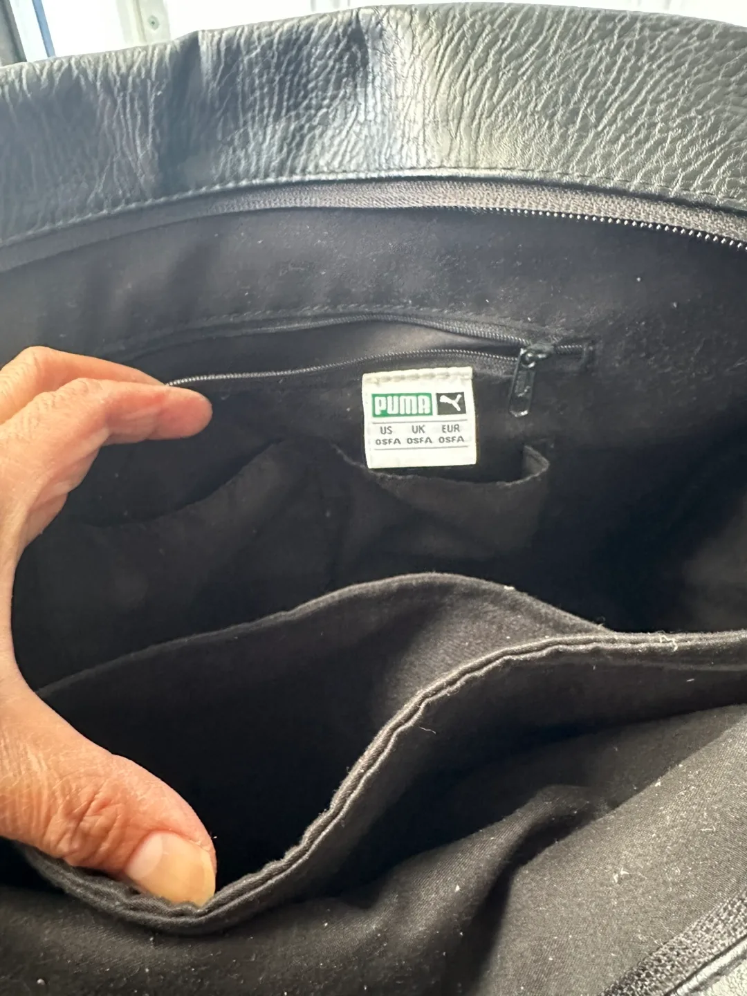 Puma Black & White Leather Tote Bag image indicator(6)