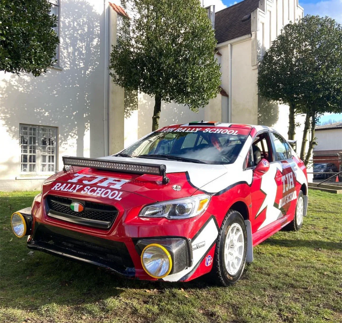 Subaru, Rally Car ready to race image indicator(10)