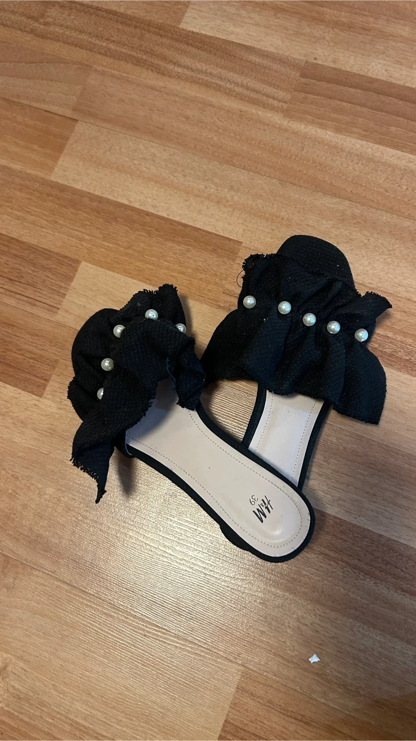 H&M Black Pearl Embellished Slides - Size 39 - photo 3