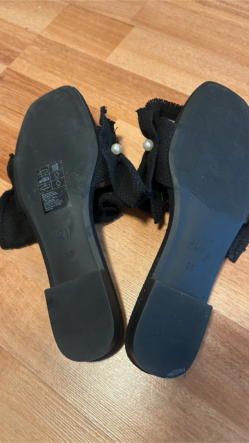 H&M Black Pearl Embellished Slides - Size 39 - photo 2